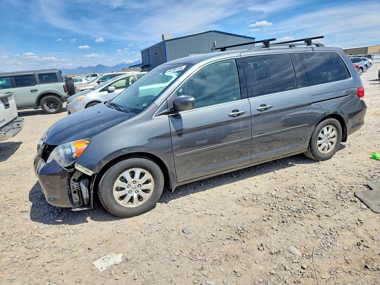 Salvage Honda Odyssey Image