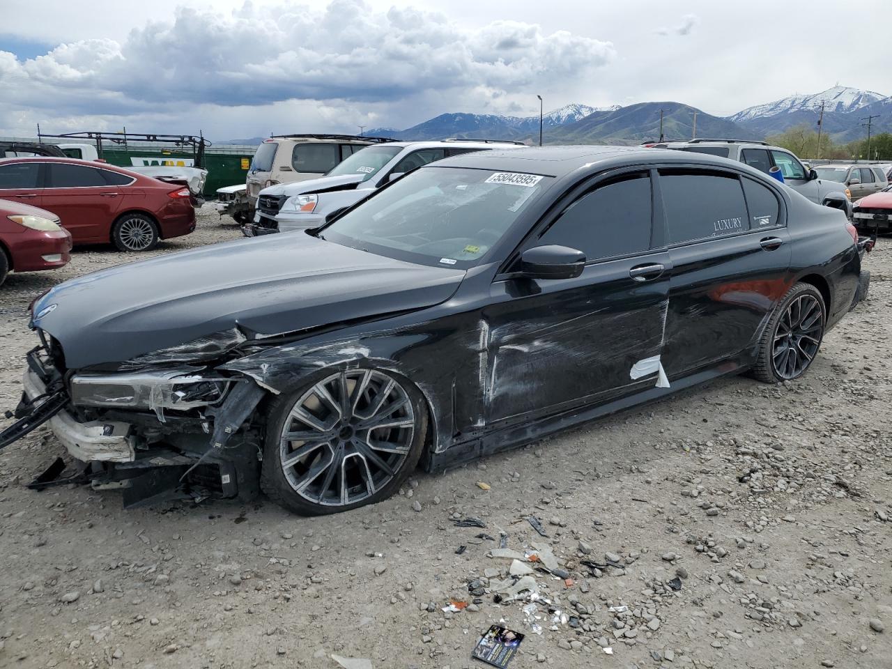 Salvage BMW 7 Series Image