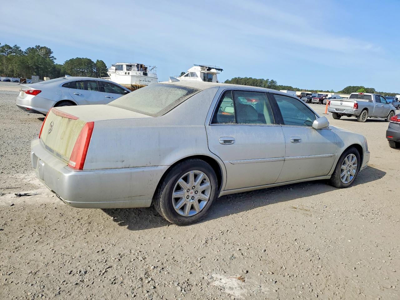 Cadillac DTS Premium Collection