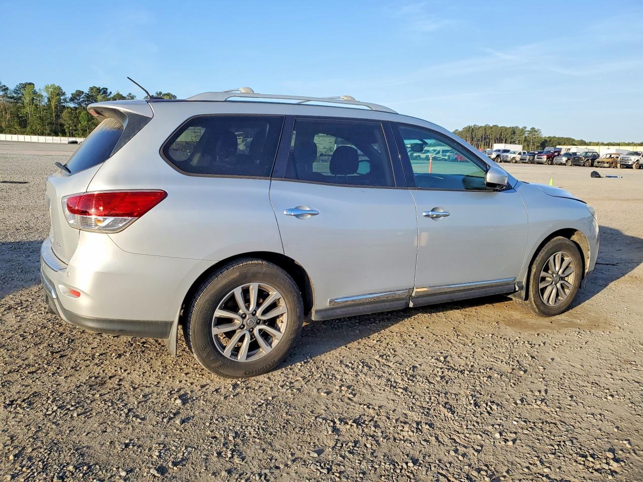 Nissan Pathfinder Sl
