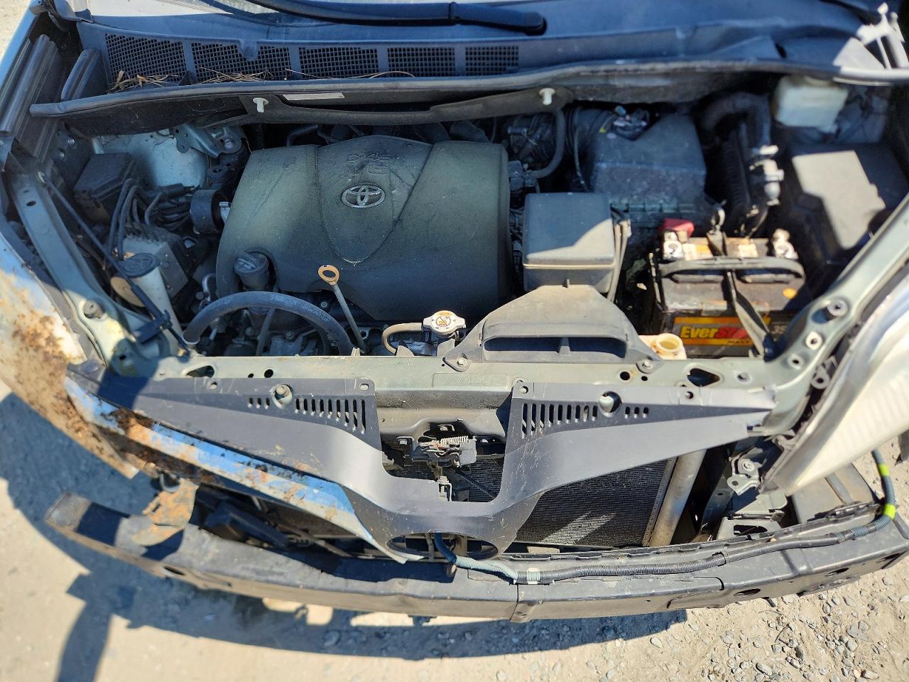 Toyota Sienna Le