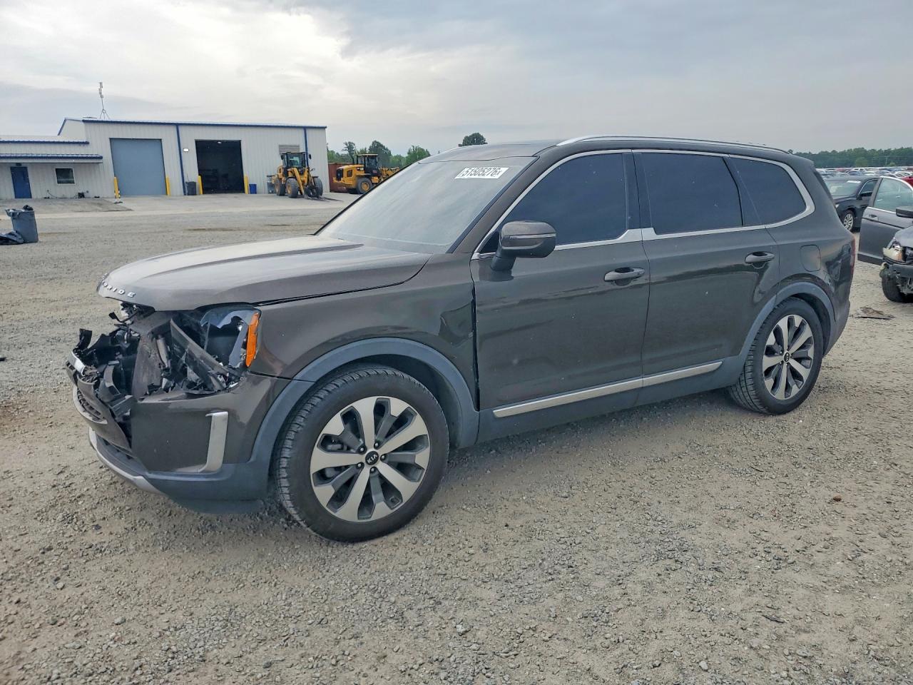 Salvage Kia Telluride Image