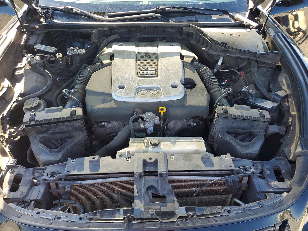 INFINITI M37 Base Base