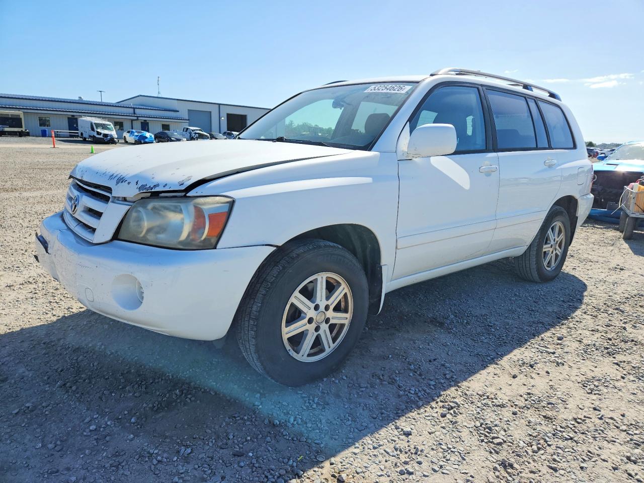 Salvage Toyota Highlander Image
