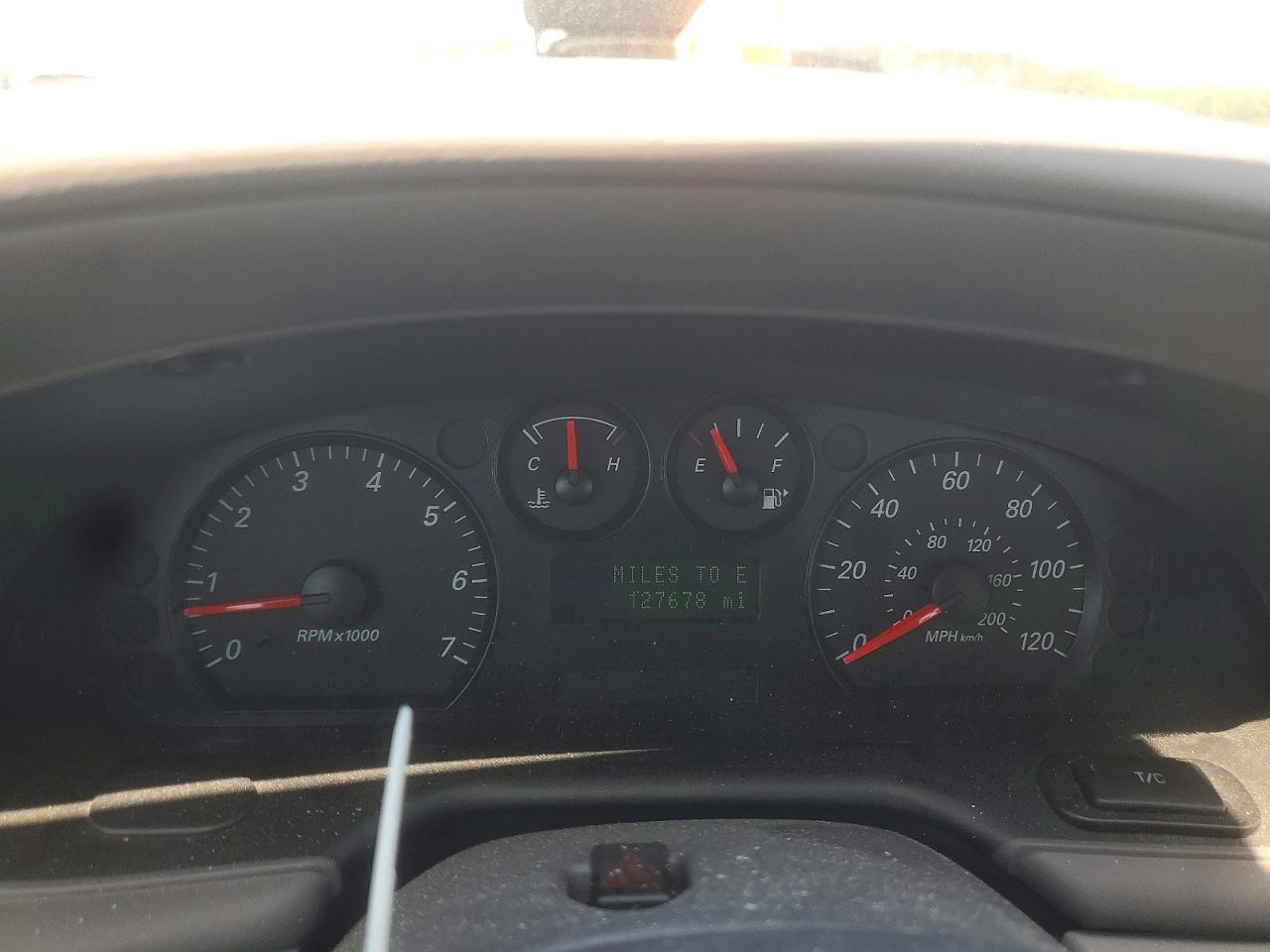 Ford Taurus Se