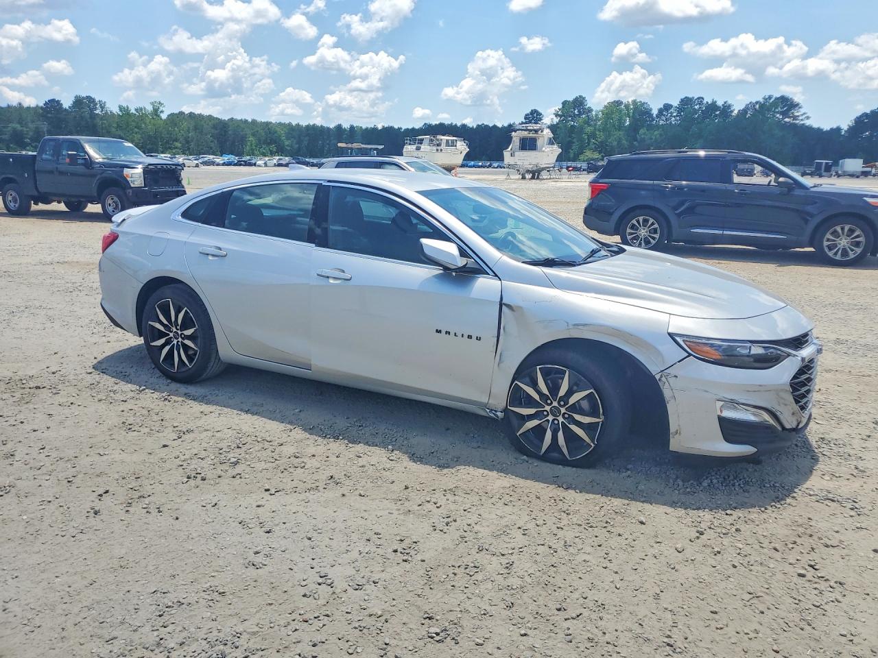 Chevrolet Malibu Rs