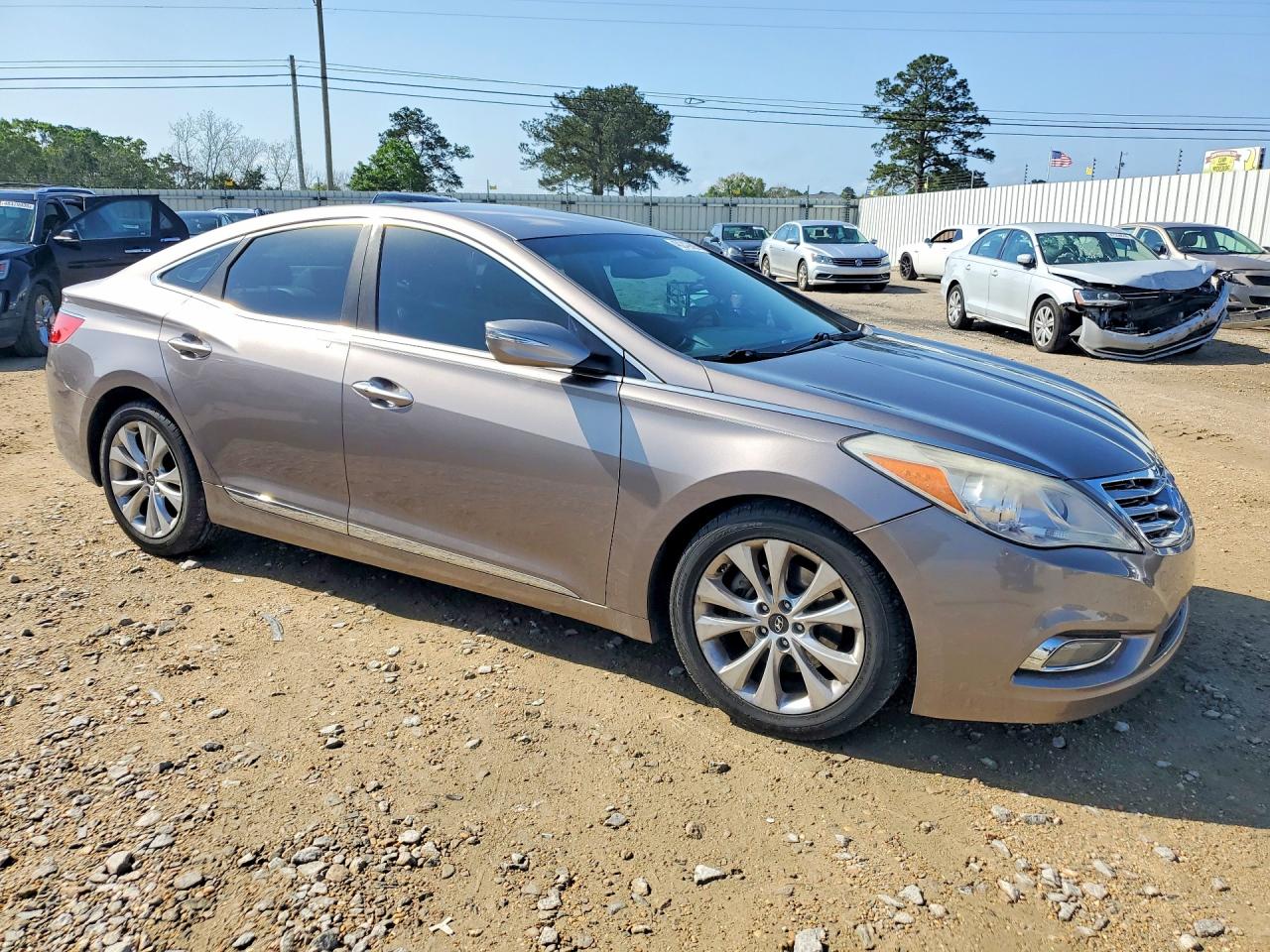 Hyundai Azera Base Base
