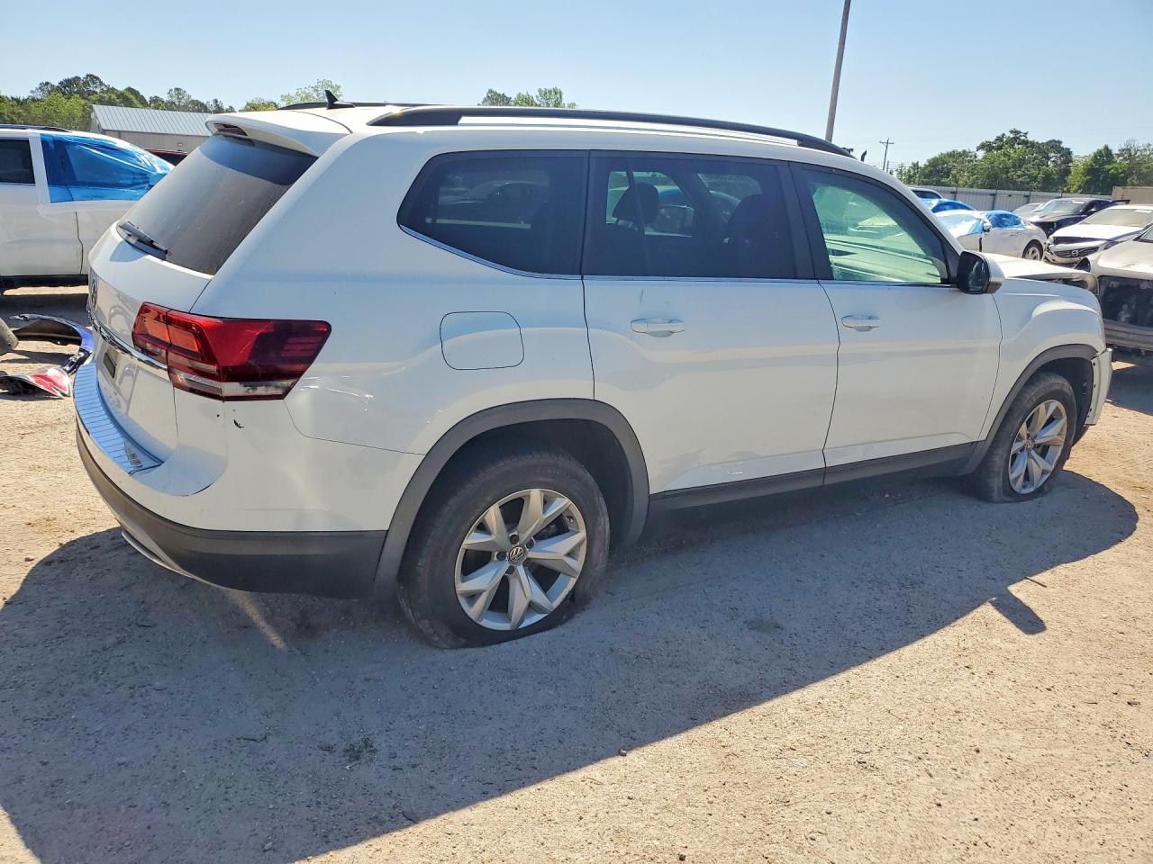 Volkswagen Atlas S