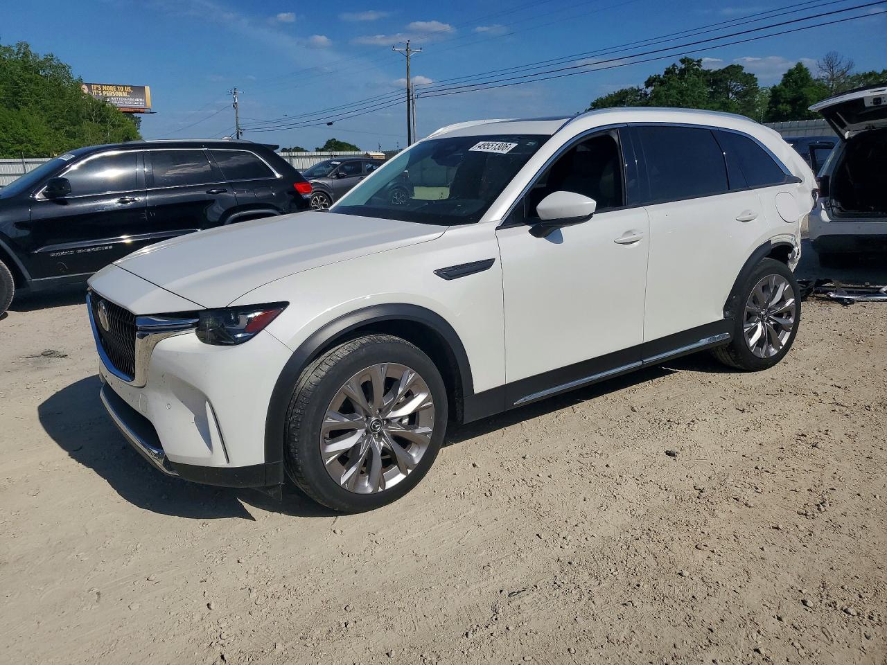 Salvage Mazda Cx Image
