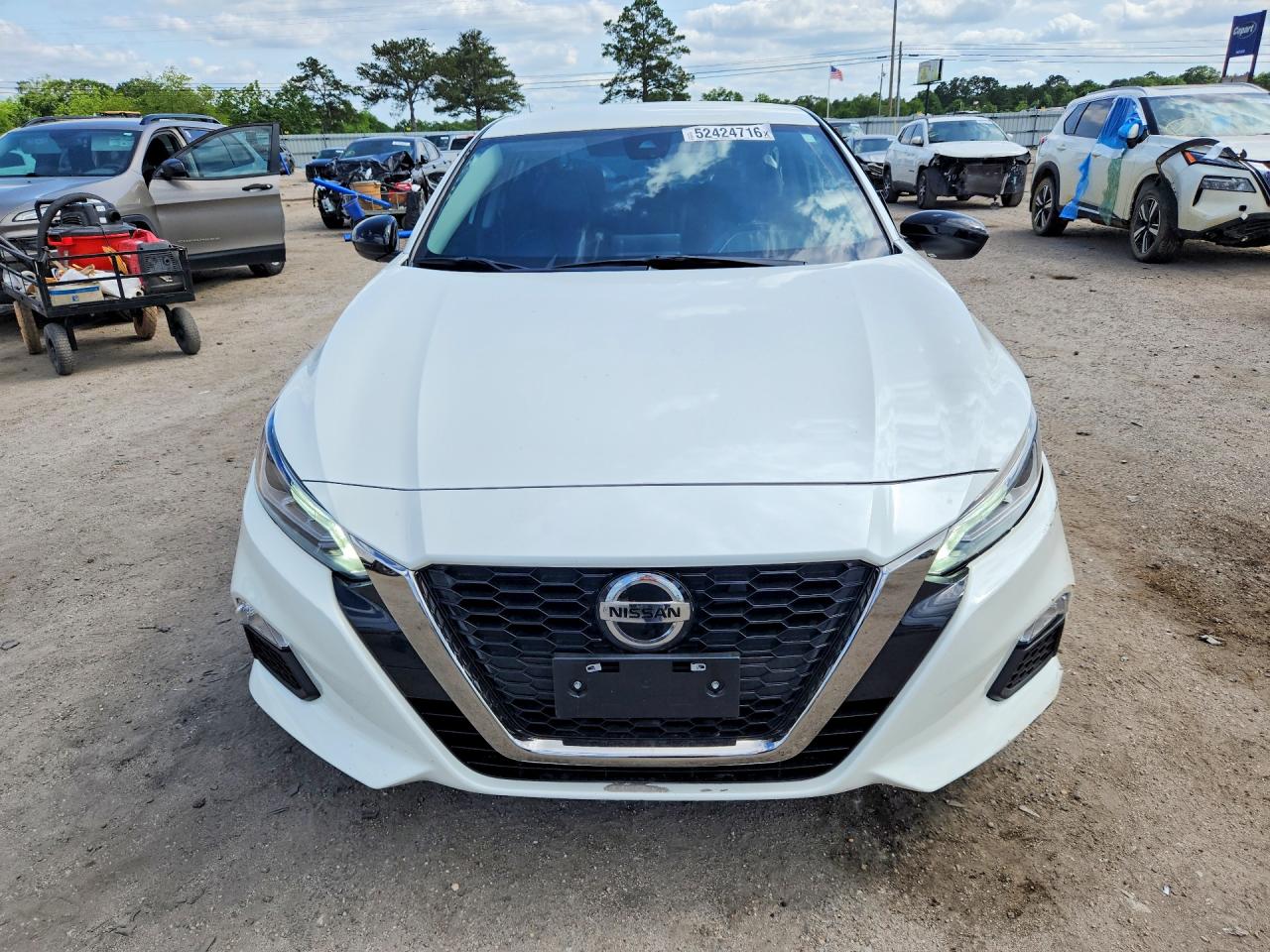 Nissan Altima Sr