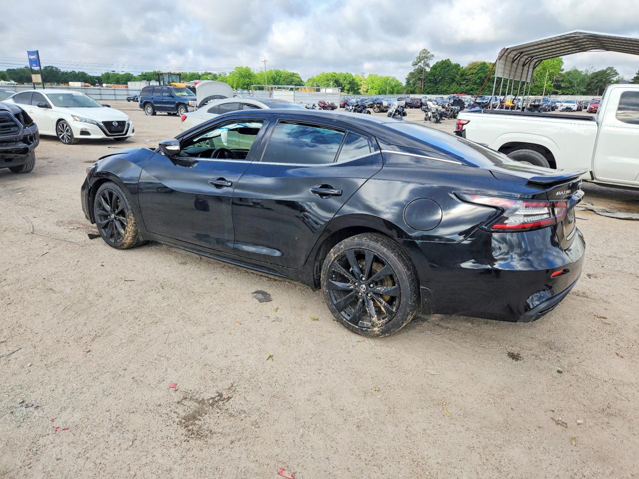 Nissan Maxima Sr