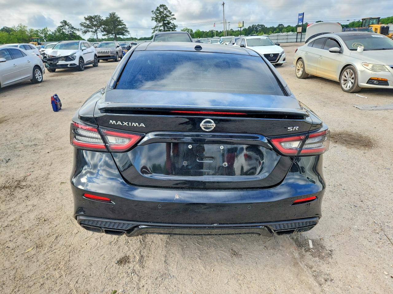 Nissan Maxima Sr
