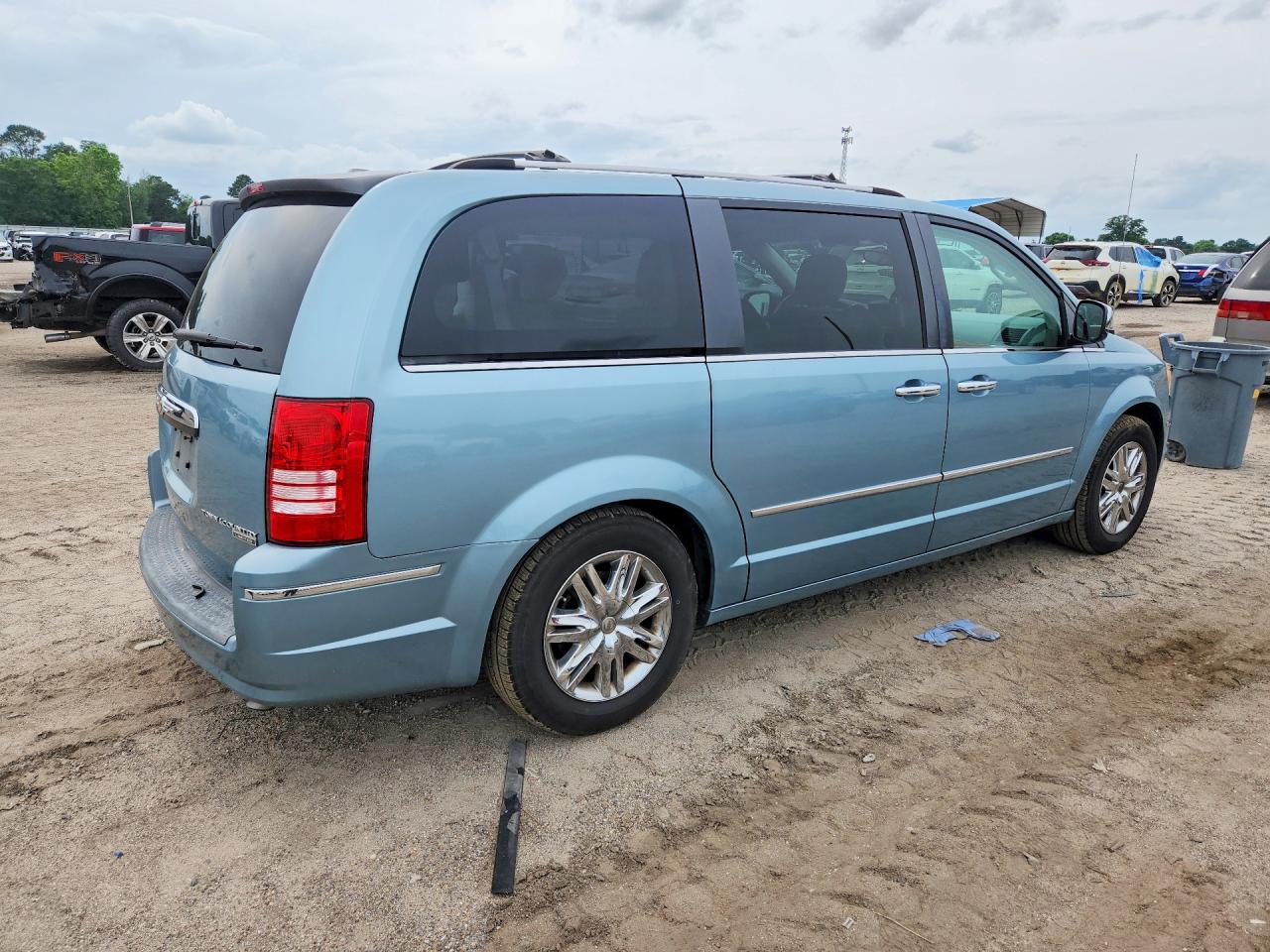 Chrysler Minivan Limited