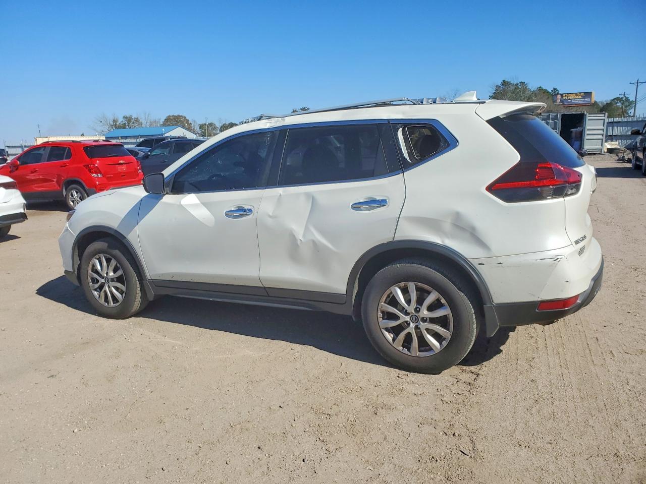 Nissan Rogue S
