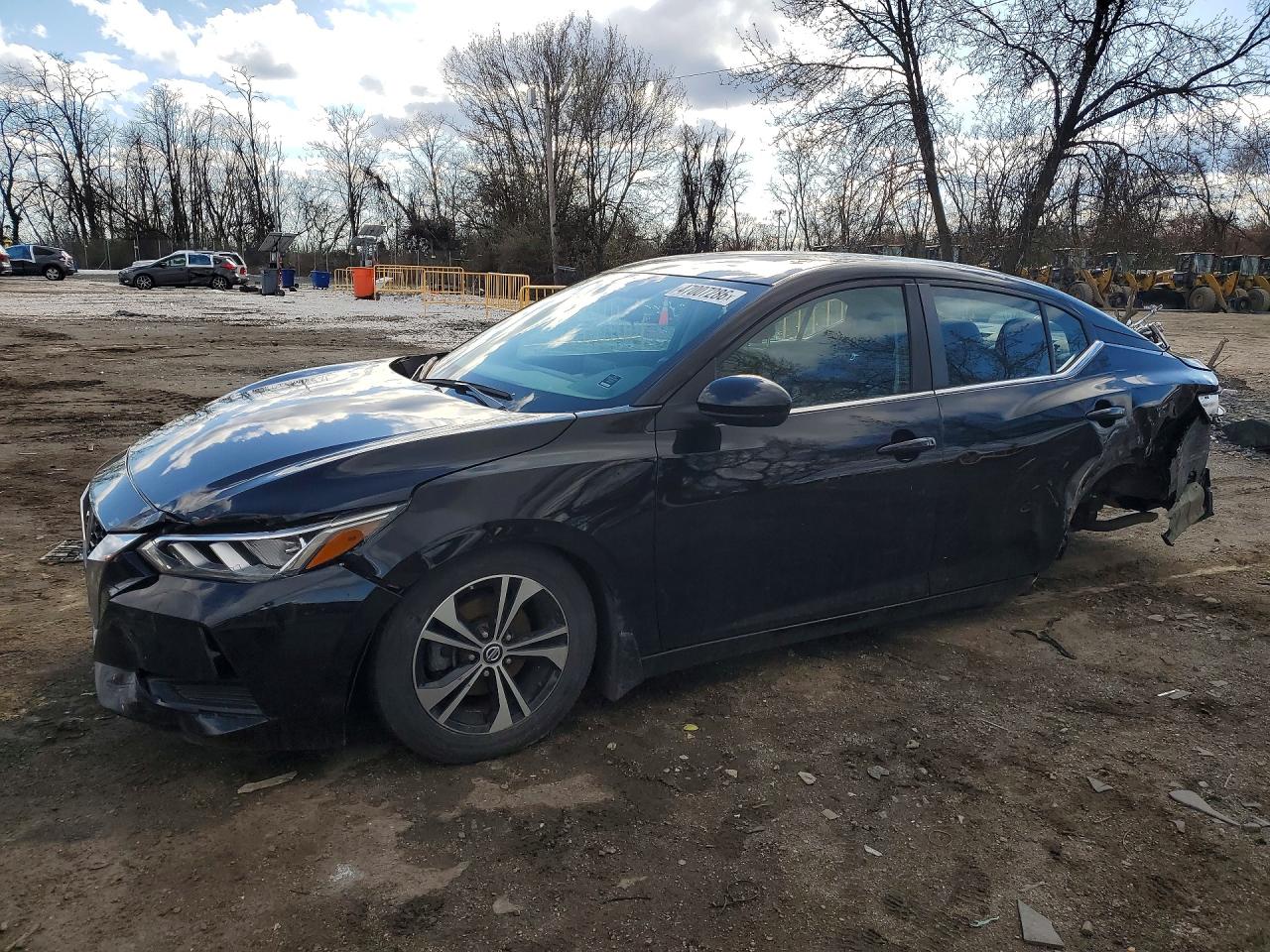 Salvage Nissan Sentra Image