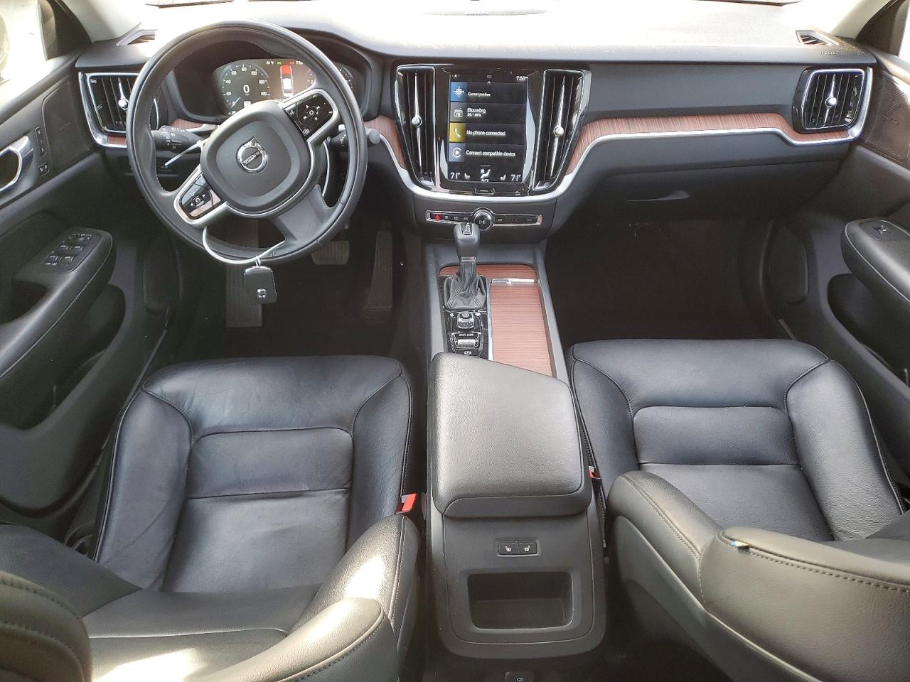 Volvo S60 T5 Momentum