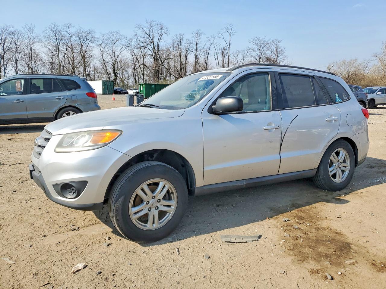 Salvage Hyundai SANTA FE Image