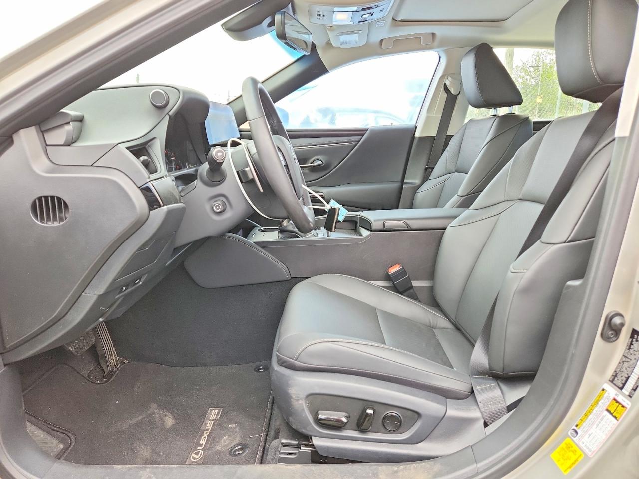 Lexus Es Base