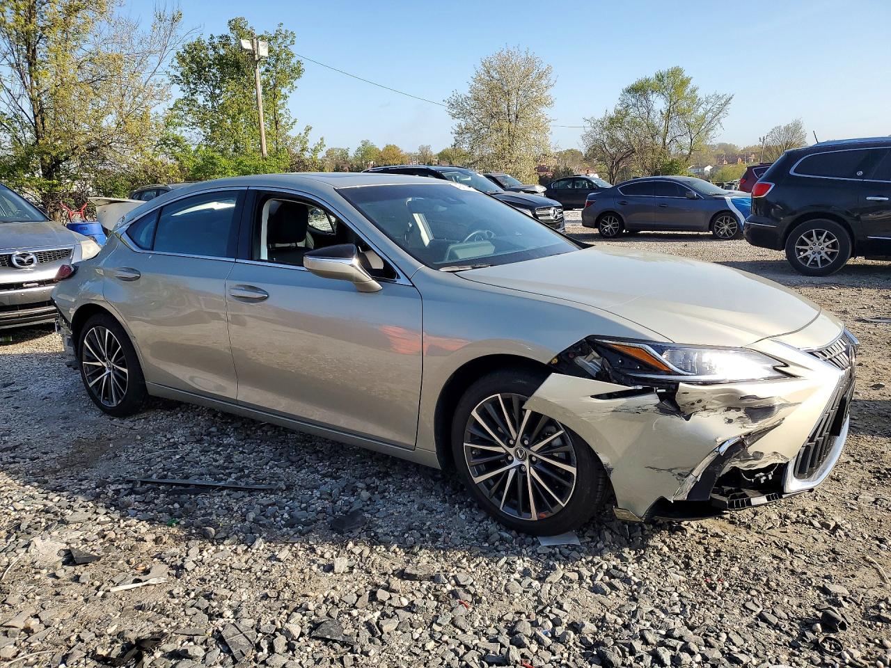 Lexus Es Base