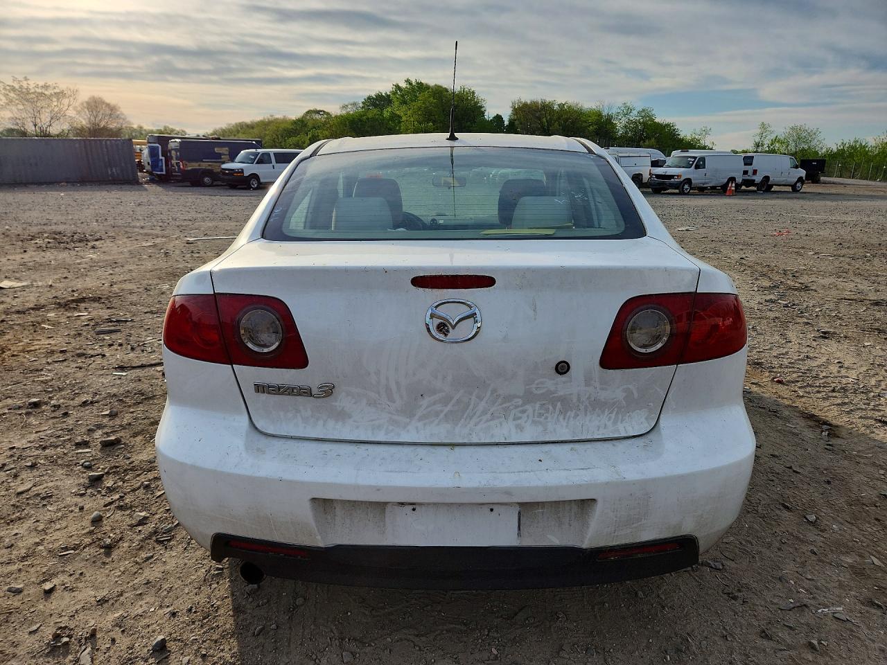Mazda 3 I