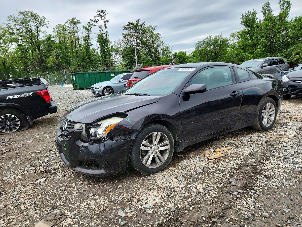 Salvage Nissan Altima Image
