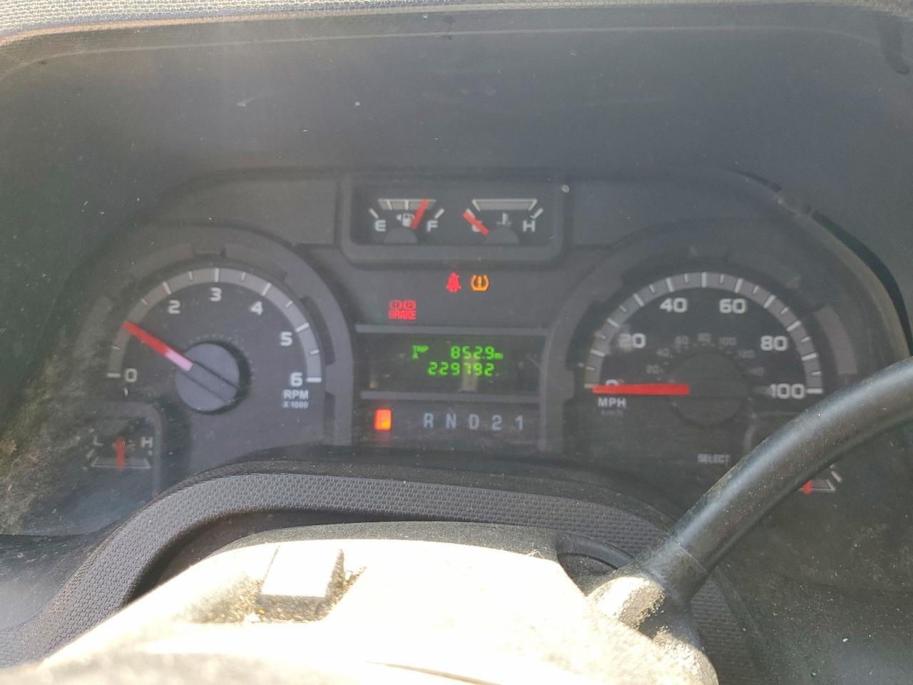 Ford Econoline E350 Super Duty Van
