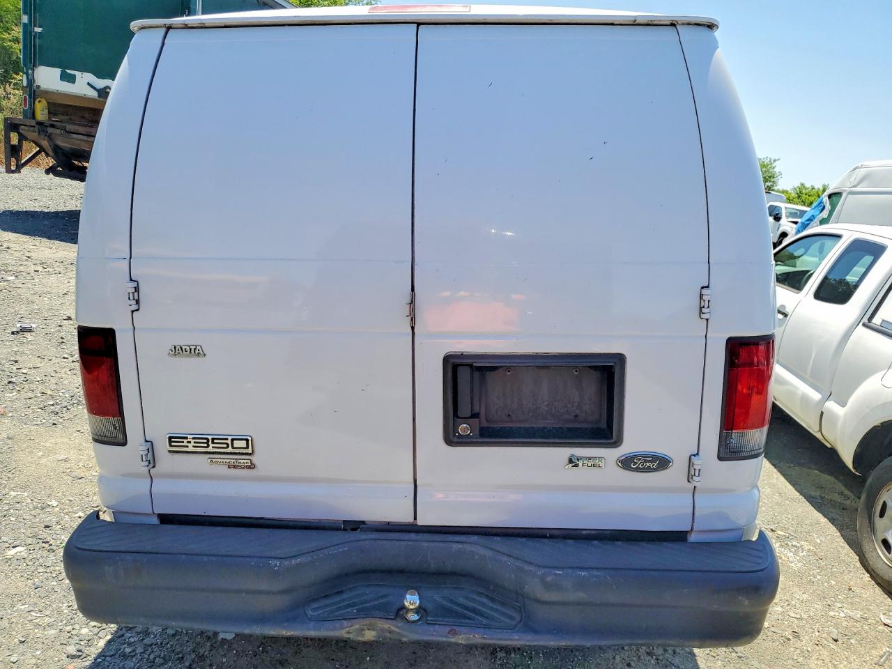 Ford Econoline E350 Super Duty Van