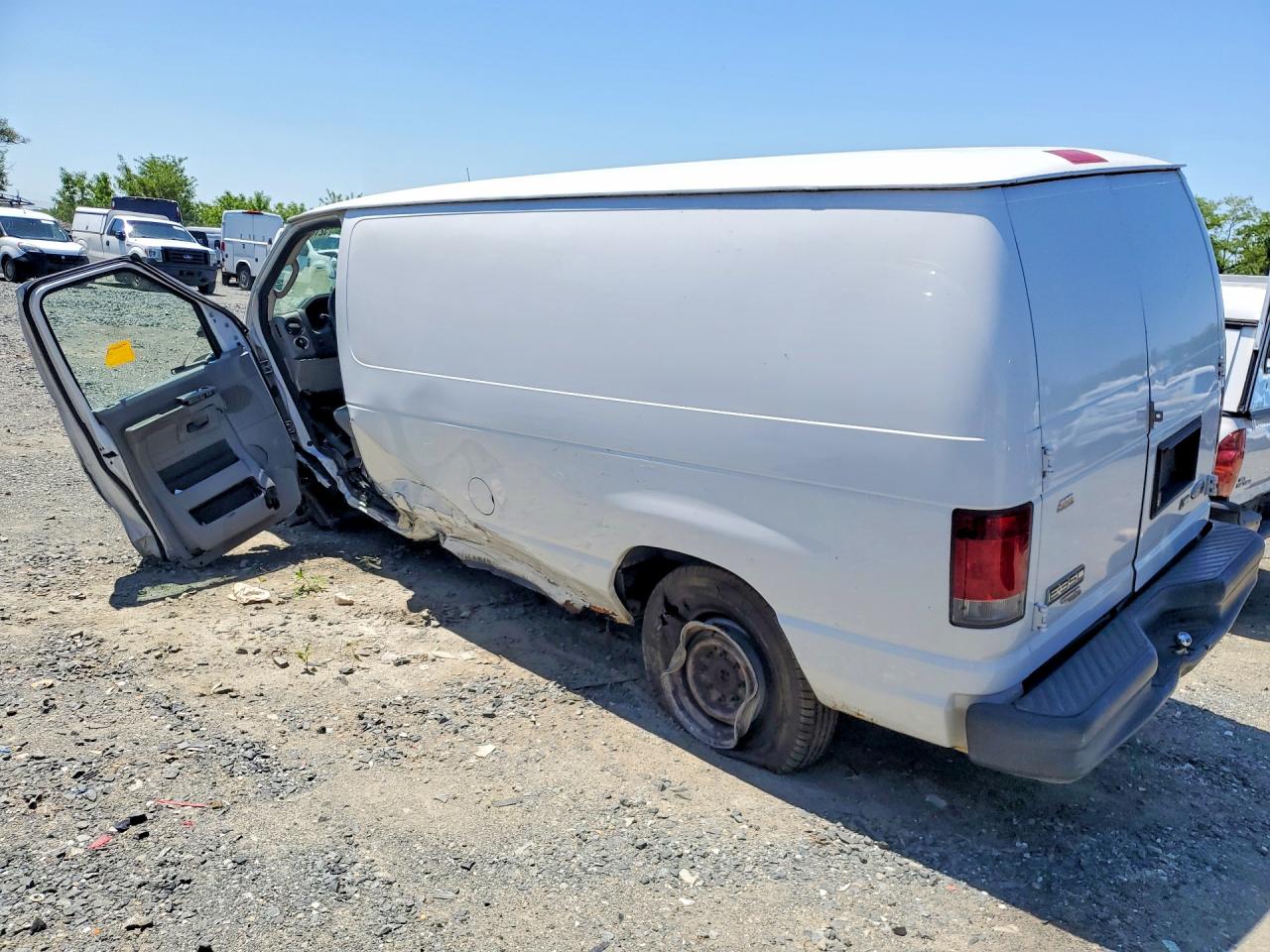Ford Econoline E350 Super Duty Van