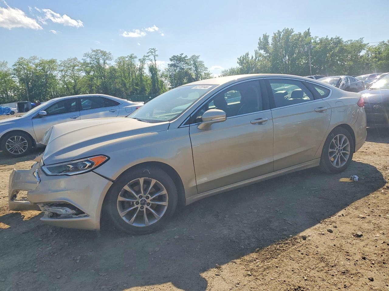 Salvage Ford Fusion Image