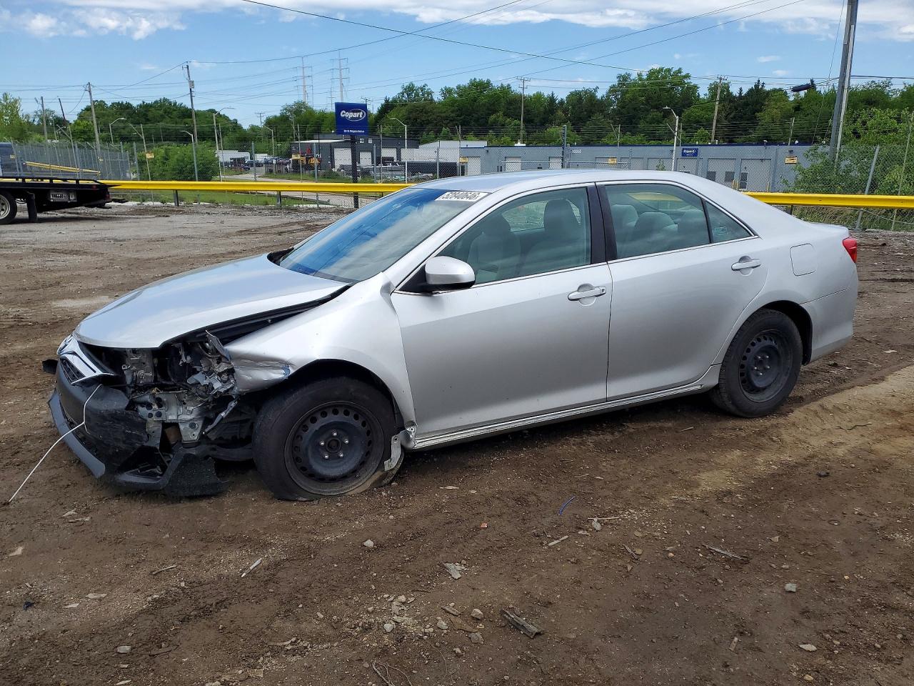 Salvage Toyota Camry Image