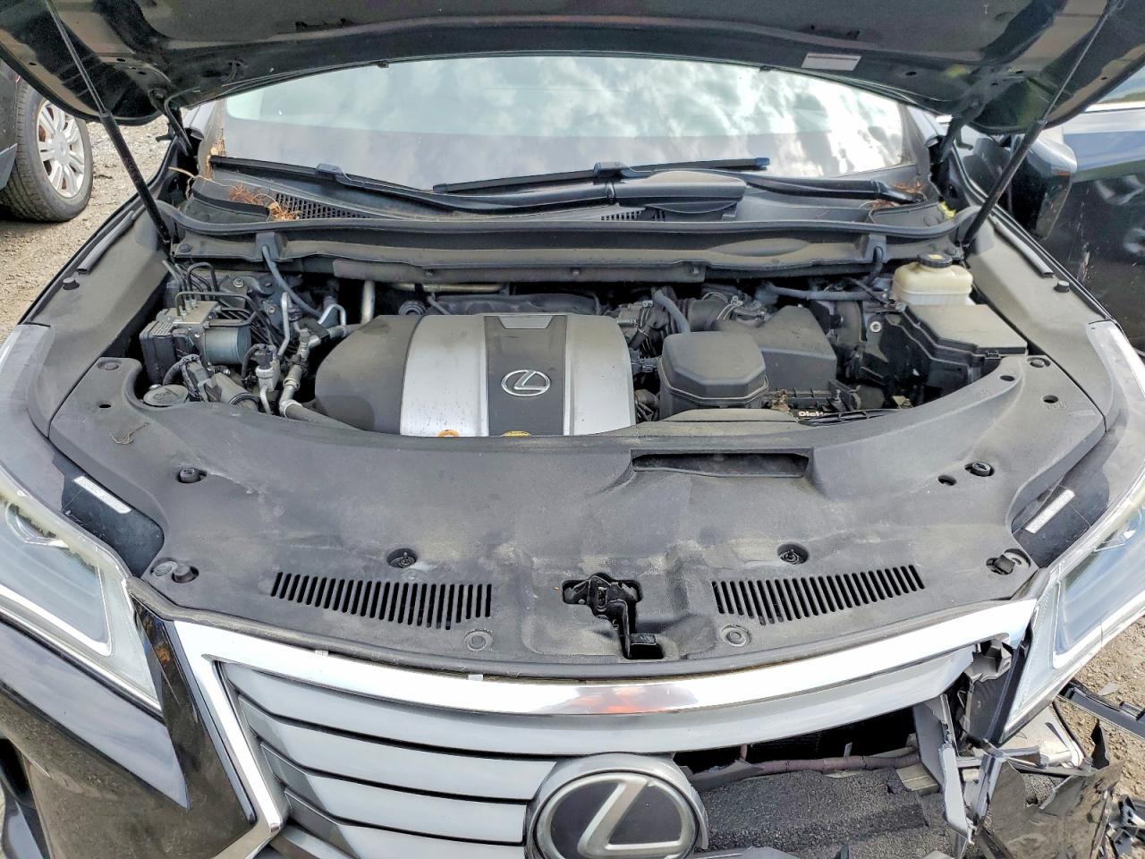 Lexus RX Base