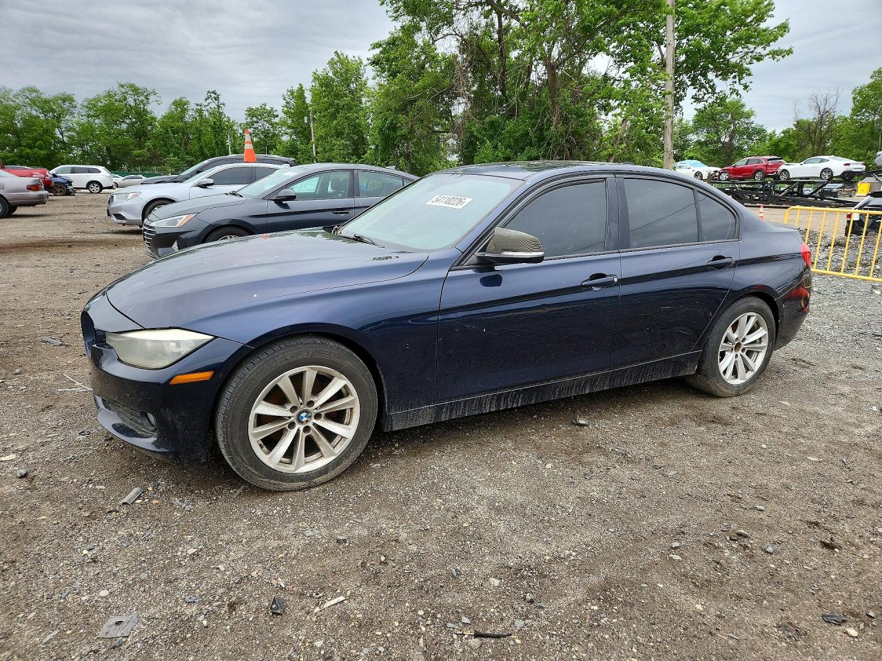 Salvage BMW 3 Series Image