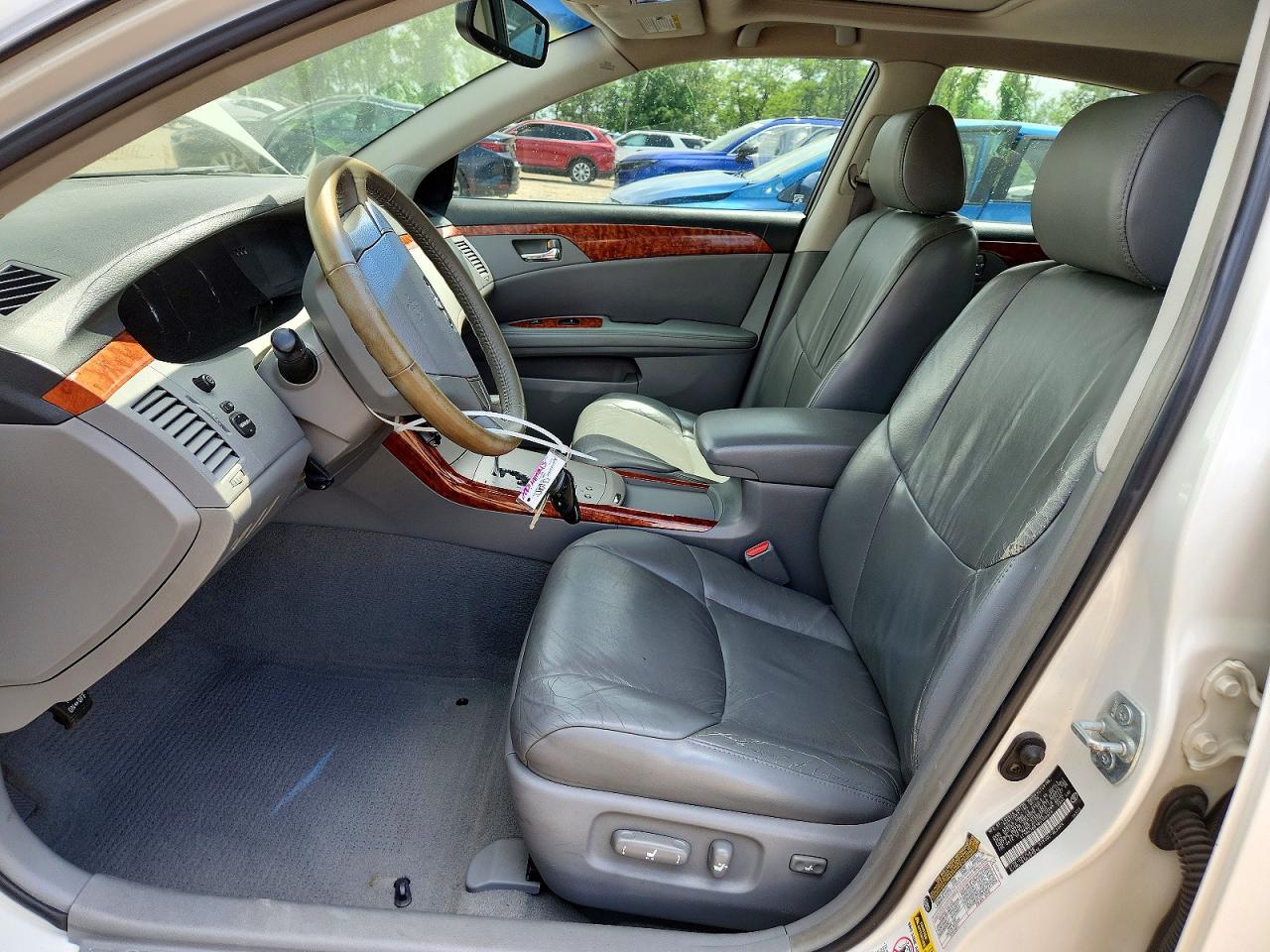 Toyota Avalon Xls