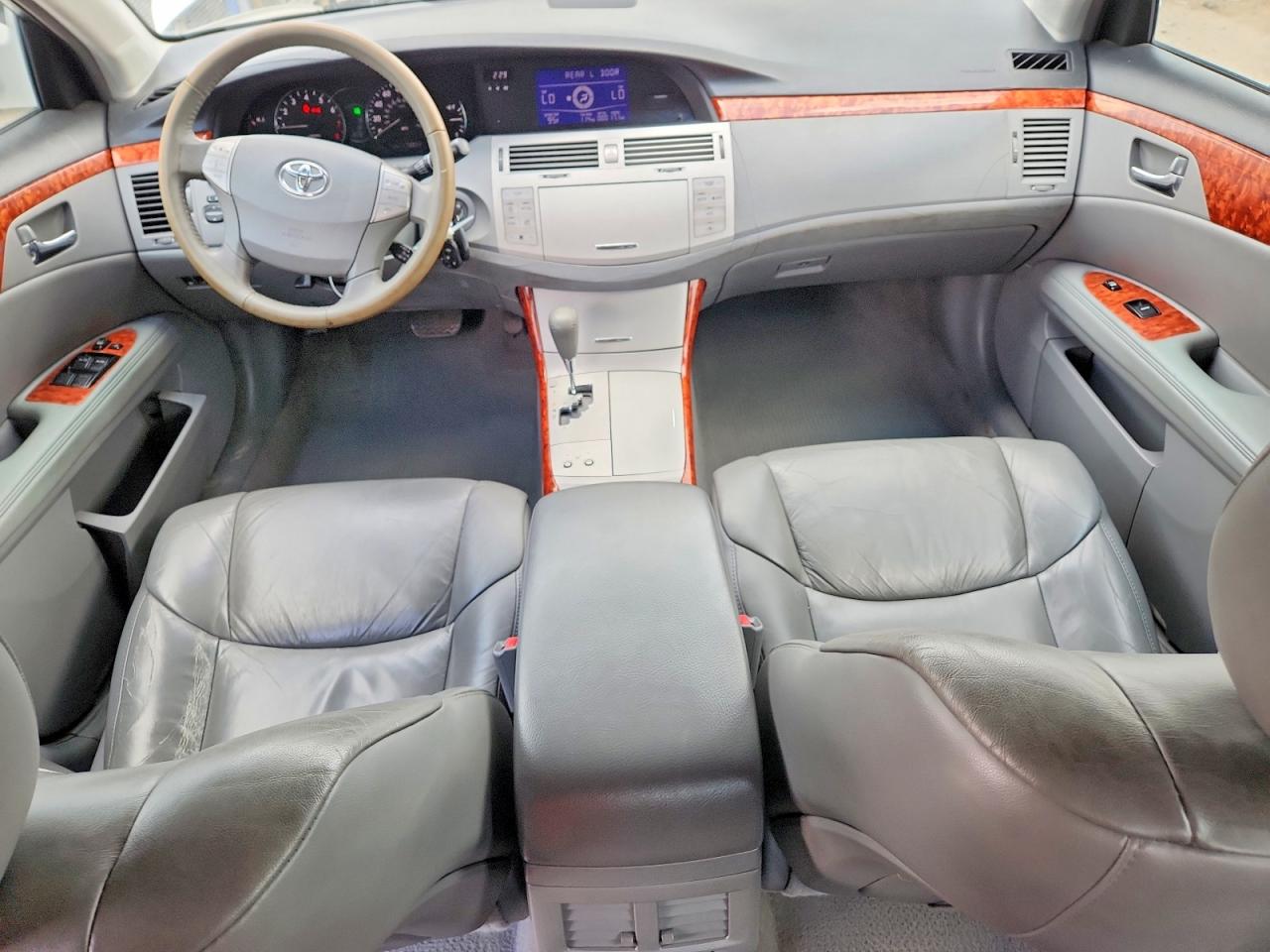 Toyota Avalon Xls