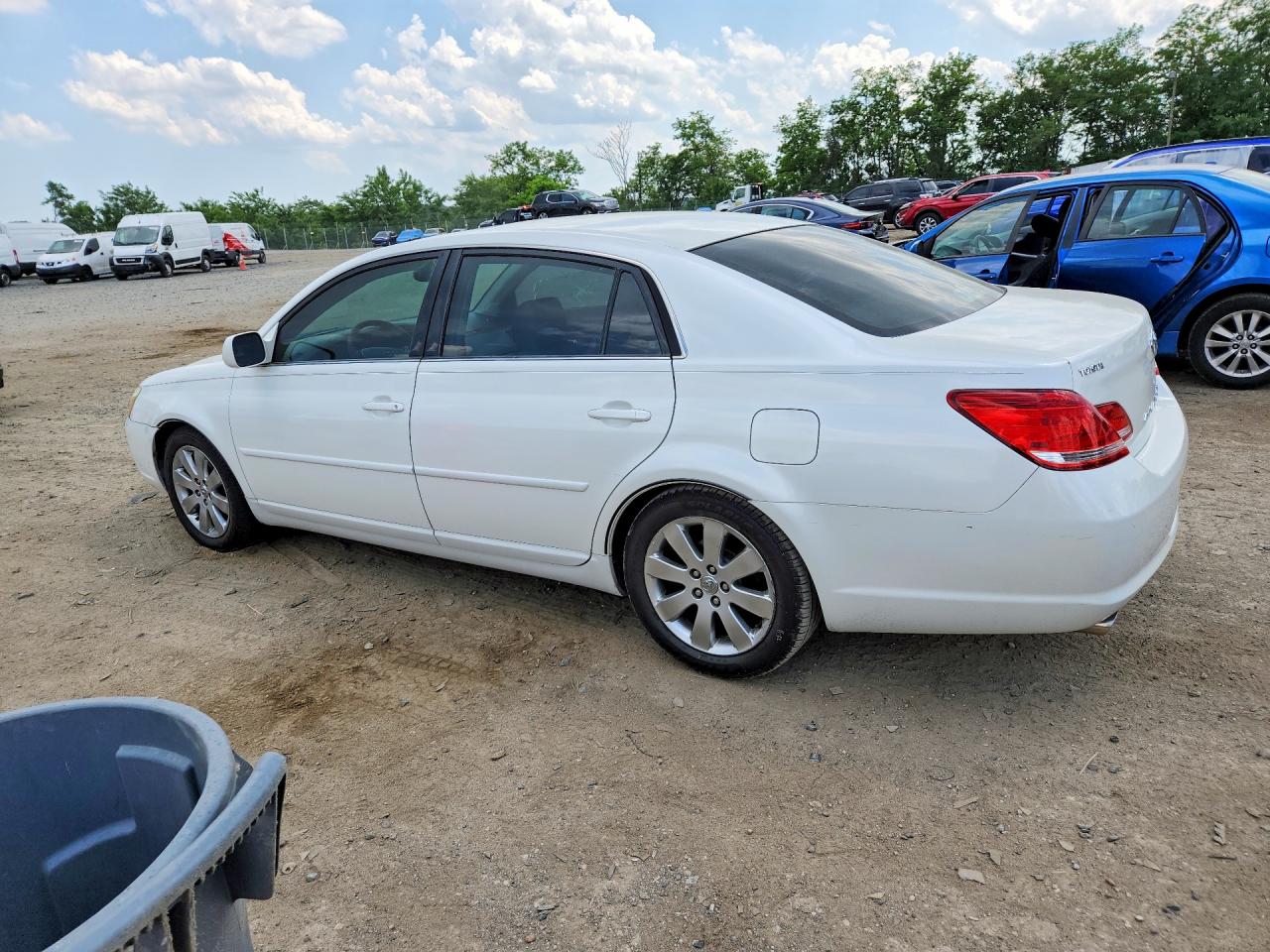 Toyota Avalon Xls