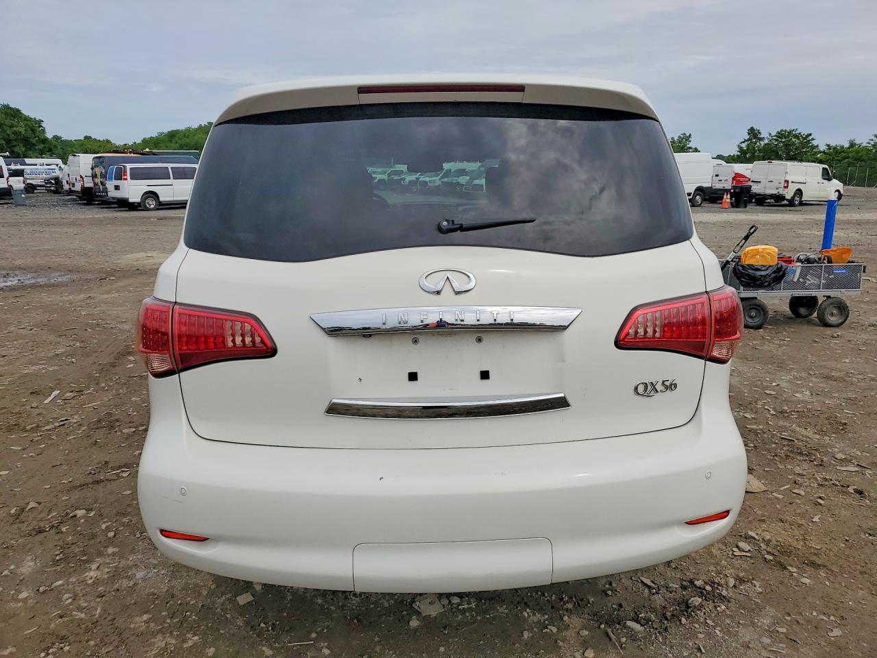 INFINITI Qx Base