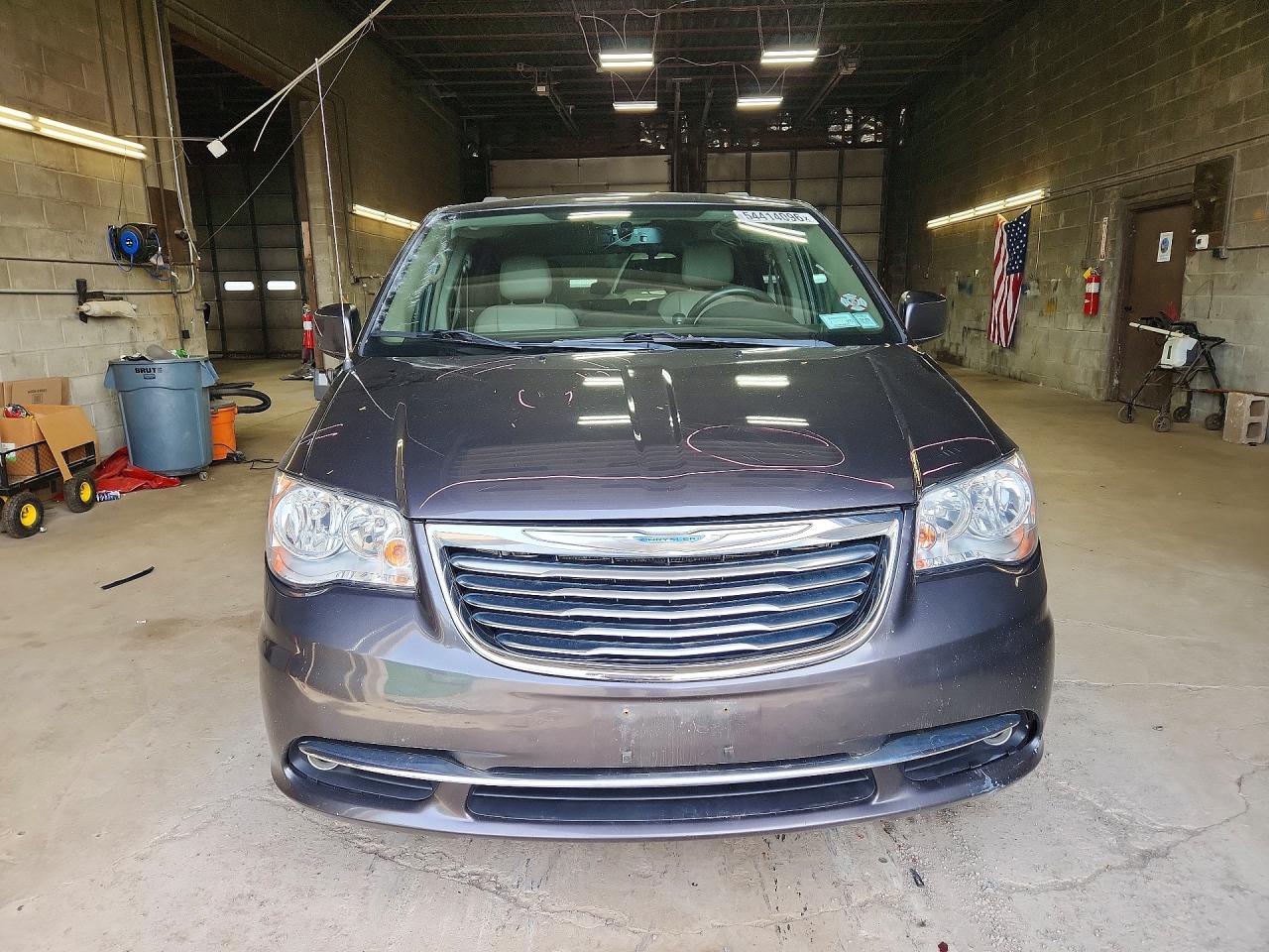 Chrysler Minivan Touring