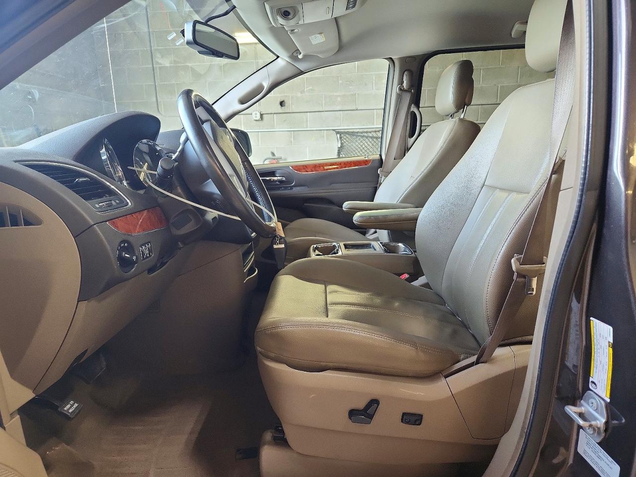 Chrysler Minivan Touring