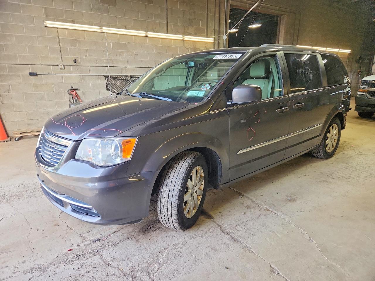 Salvage Chrysler Minivan Image
