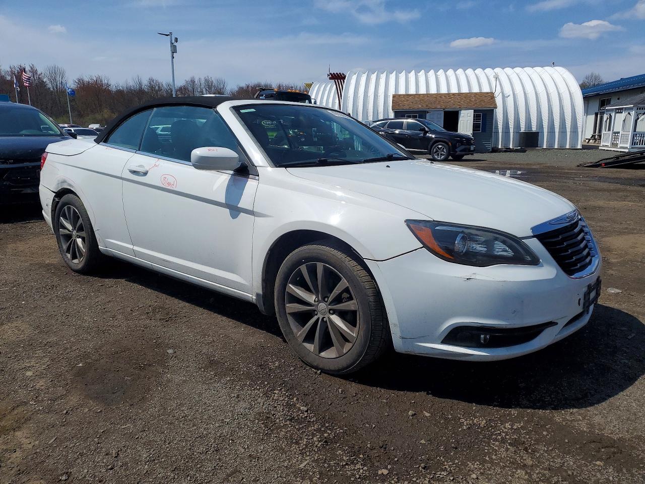Chrysler 200 S