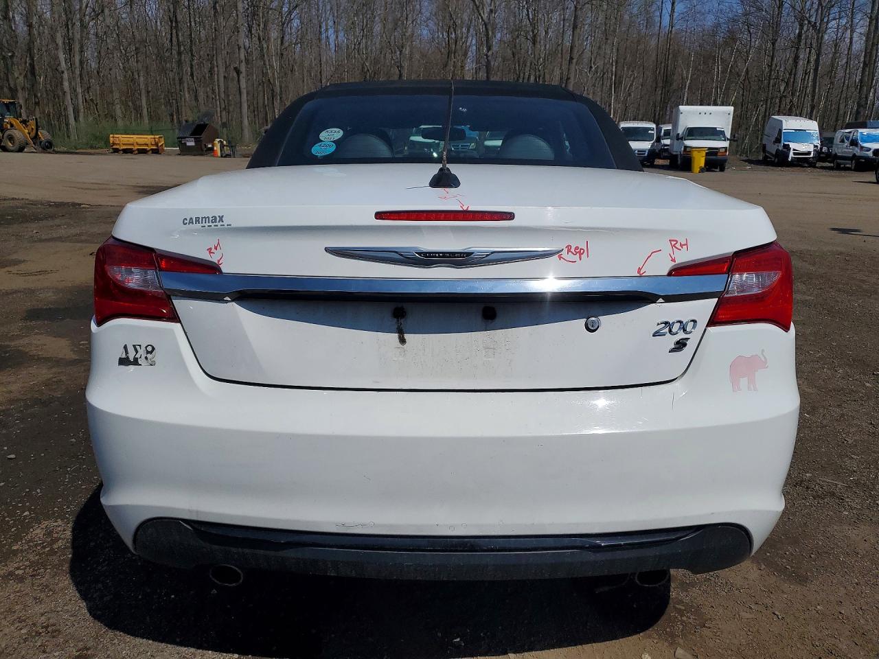 Chrysler 200 S