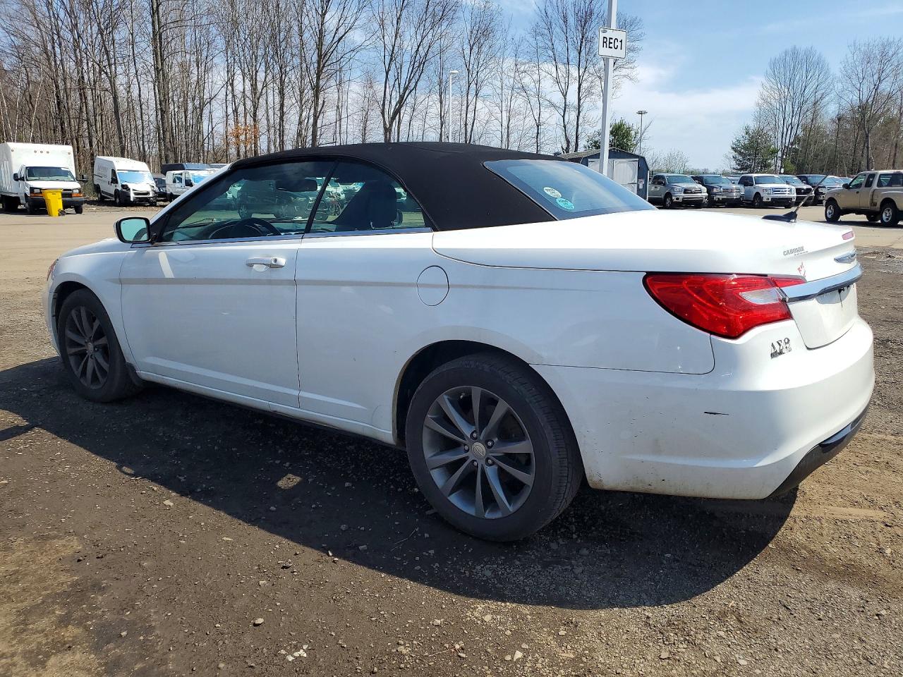 Chrysler 200 S