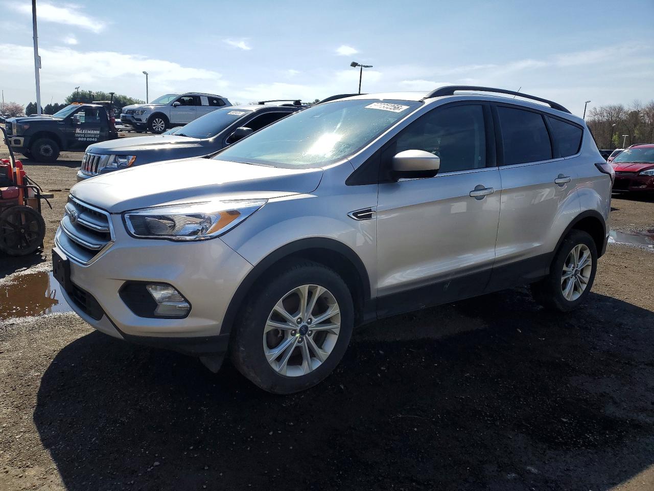 Salvage Ford Escape Image