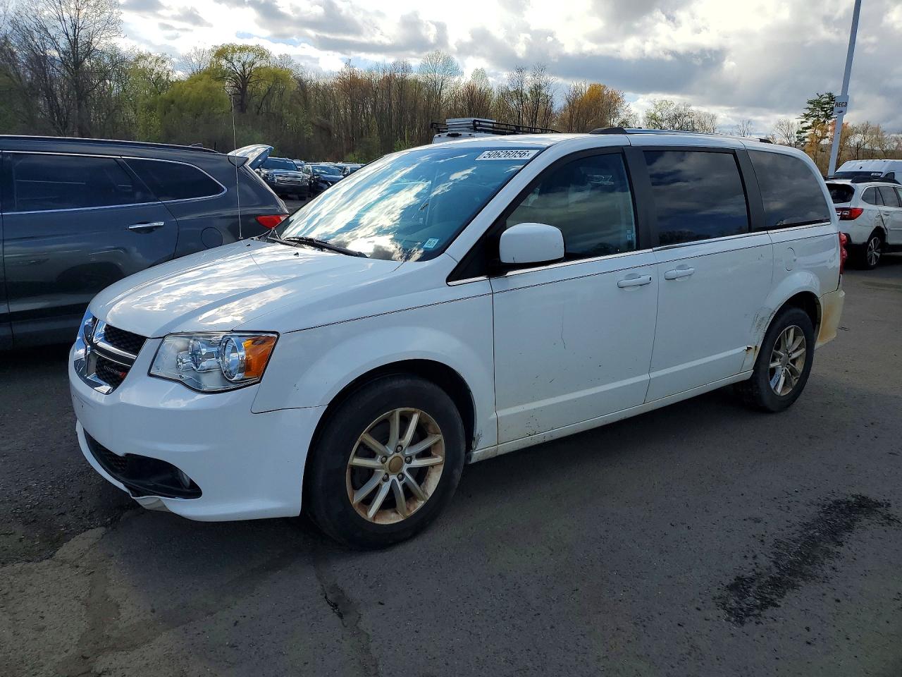 Salvage Dodge Caravan Image
