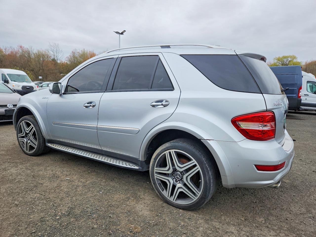 Mercedes-Benz M-Class 550 4matic