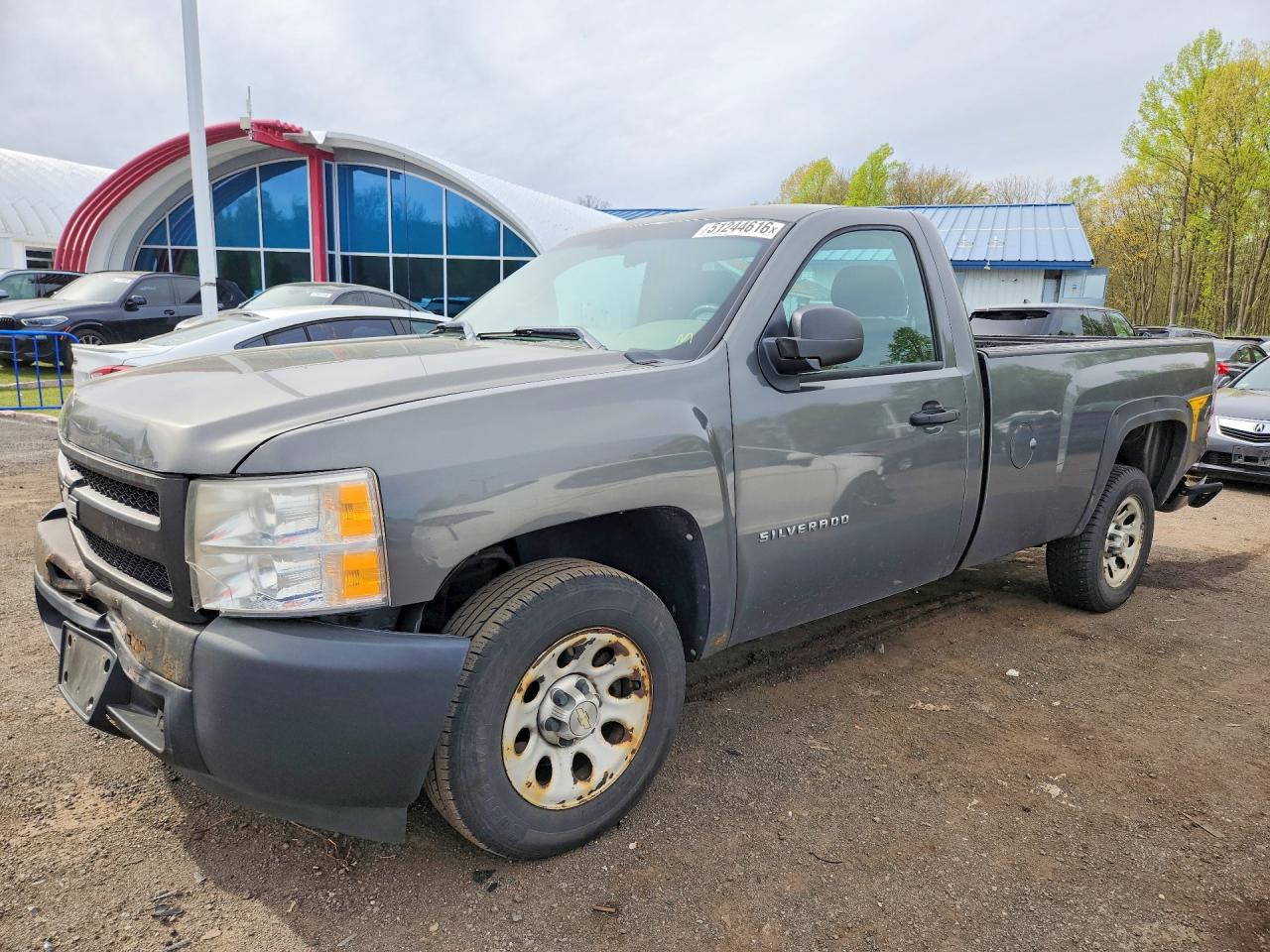 Salvage Chevrolet Silverado Image