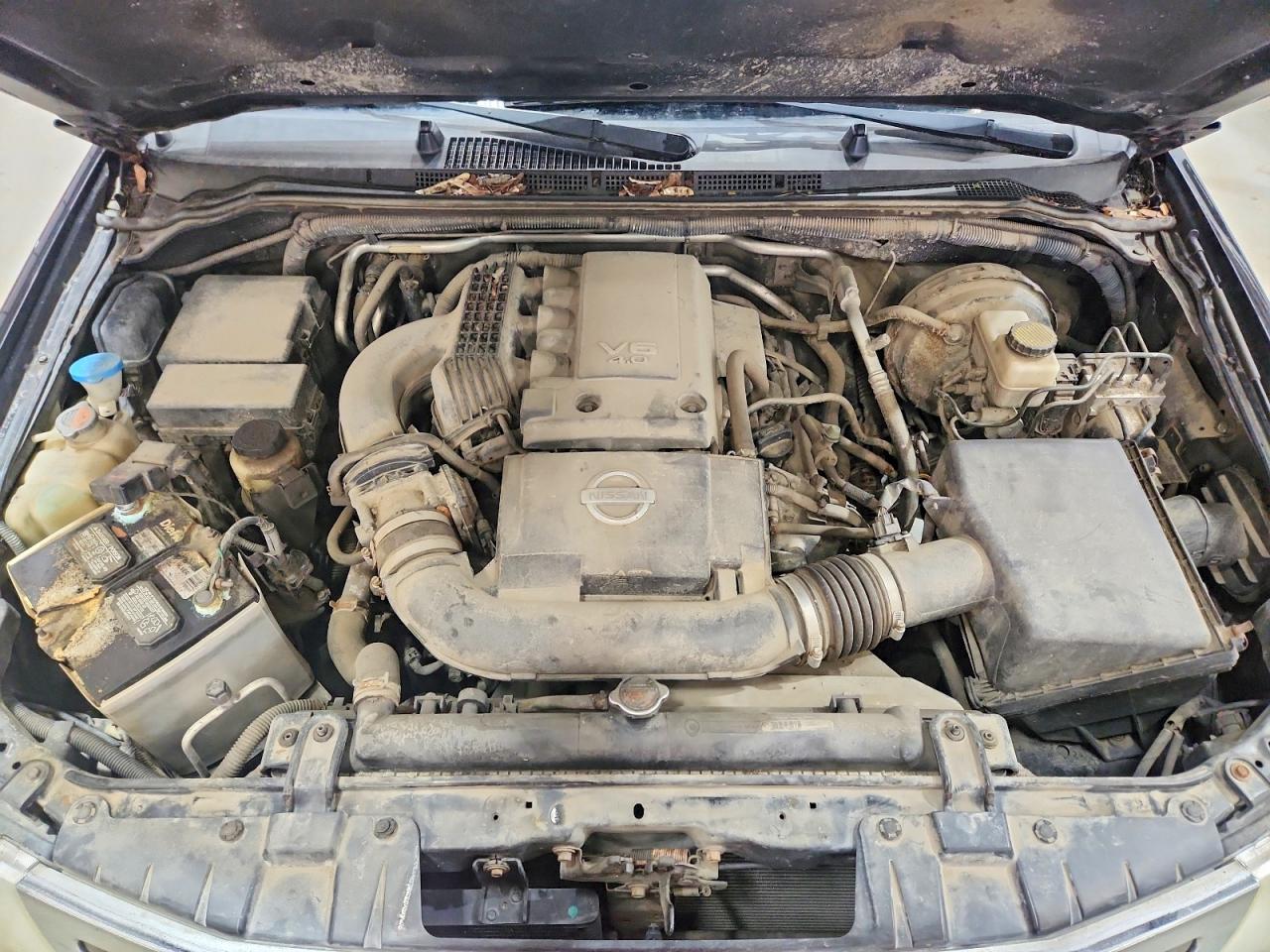 Nissan Frontier Sv V6