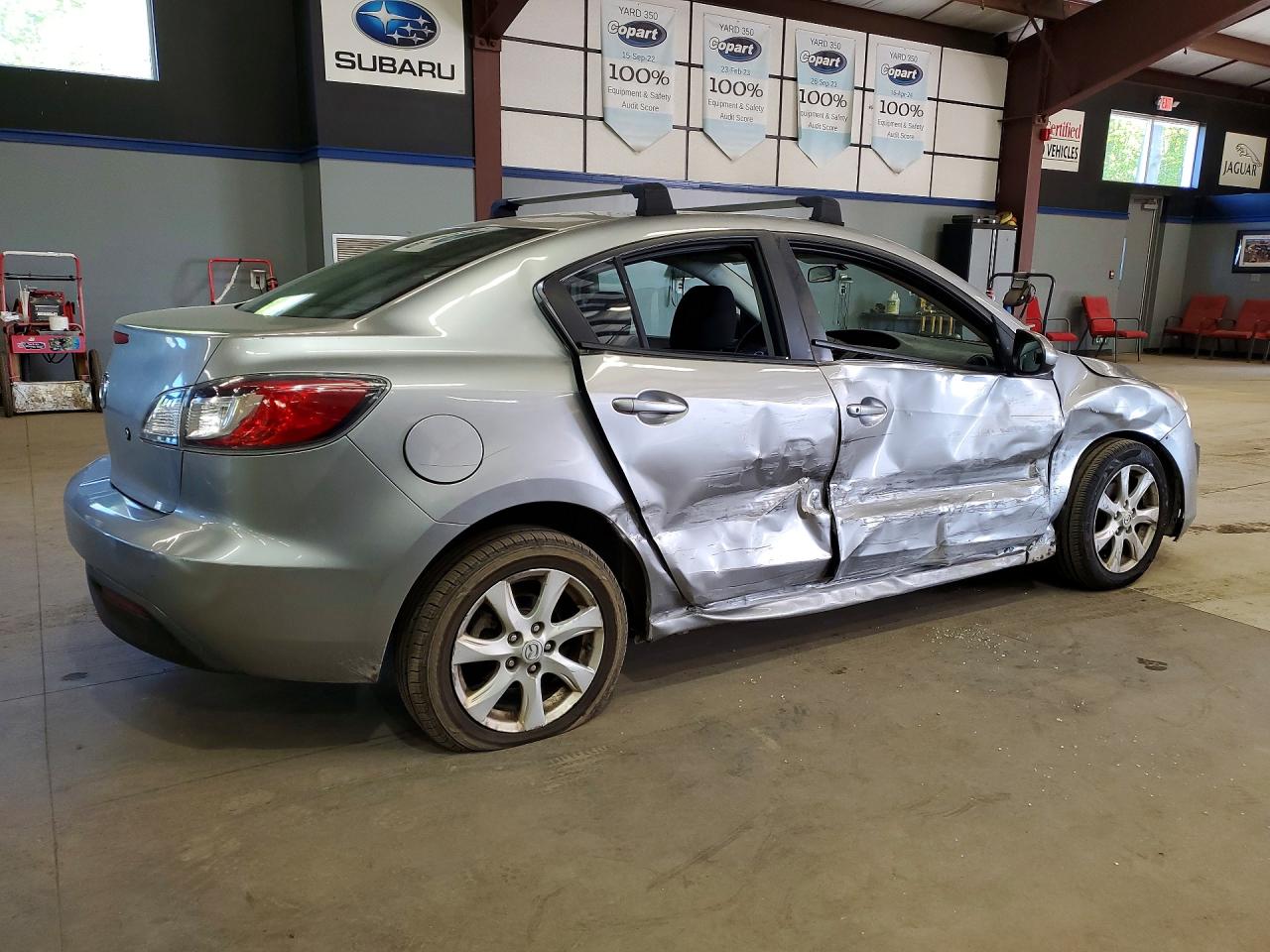 Mazda 3 I