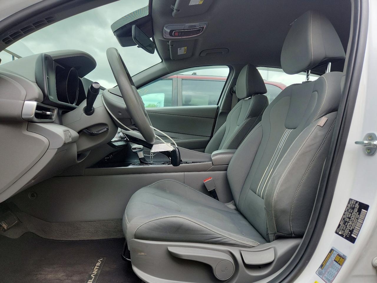 Hyundai ELANTRA Blue