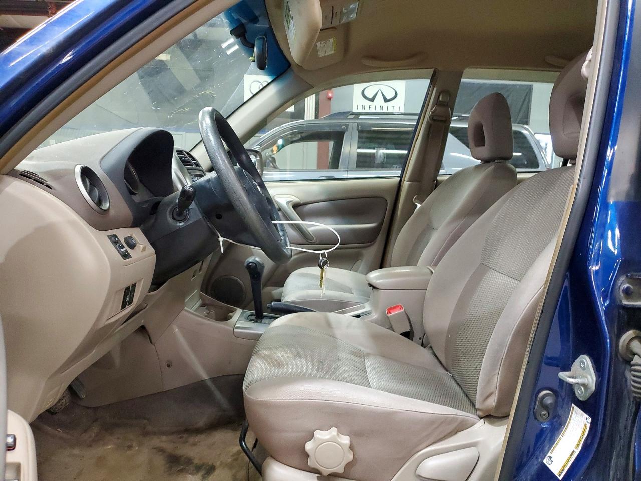 Toyota RAV4 Base